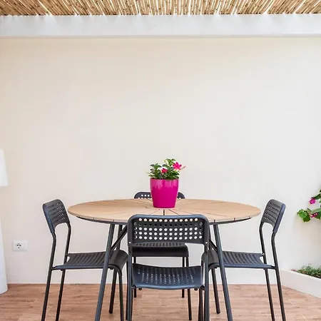 Bianca - Marlu House - *