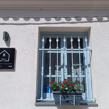 Bianca - Marlu House -