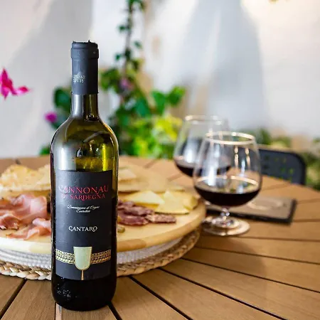 Bianca - Marlu House - *